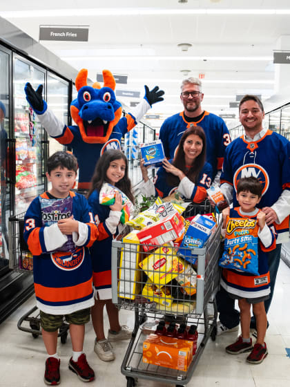 PHOTOS: Mother's Day Surprise Shopping Spree