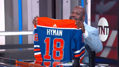 Shaquille ONeal gets signed Zach Hyman jersey from Oilers