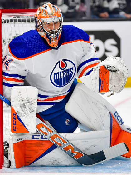 Edmonton goalie Skinner has shutout in game 4 win over Kings